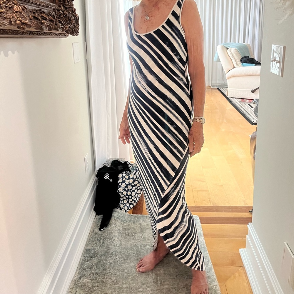 Tommy Bahama Sundress in navy and white and slit up the front. Worn once.
